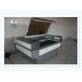 Máquina profesional de grabado y corte por láser para la industria textil